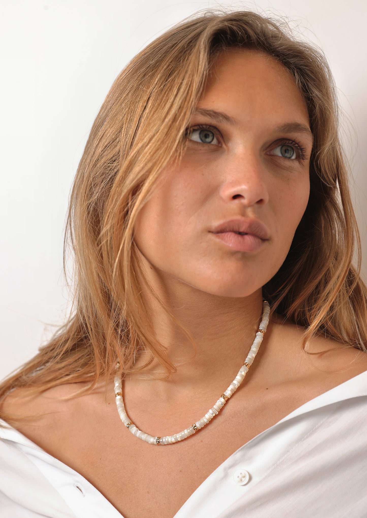 Collier Caroline Nacre